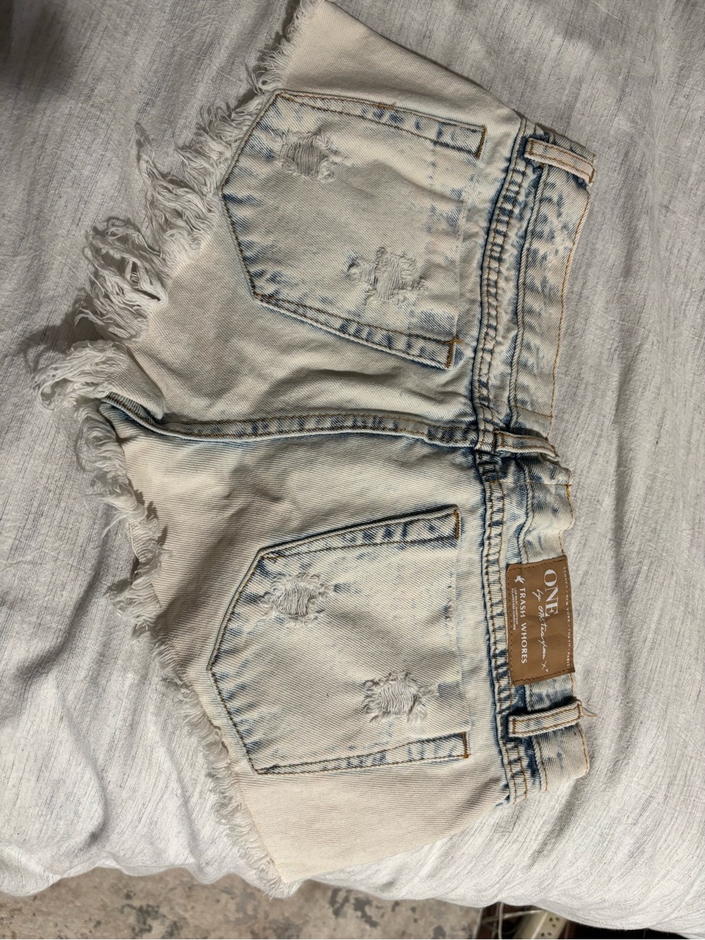 One Teaspoon trash whores distressed denim shorts - barely worn